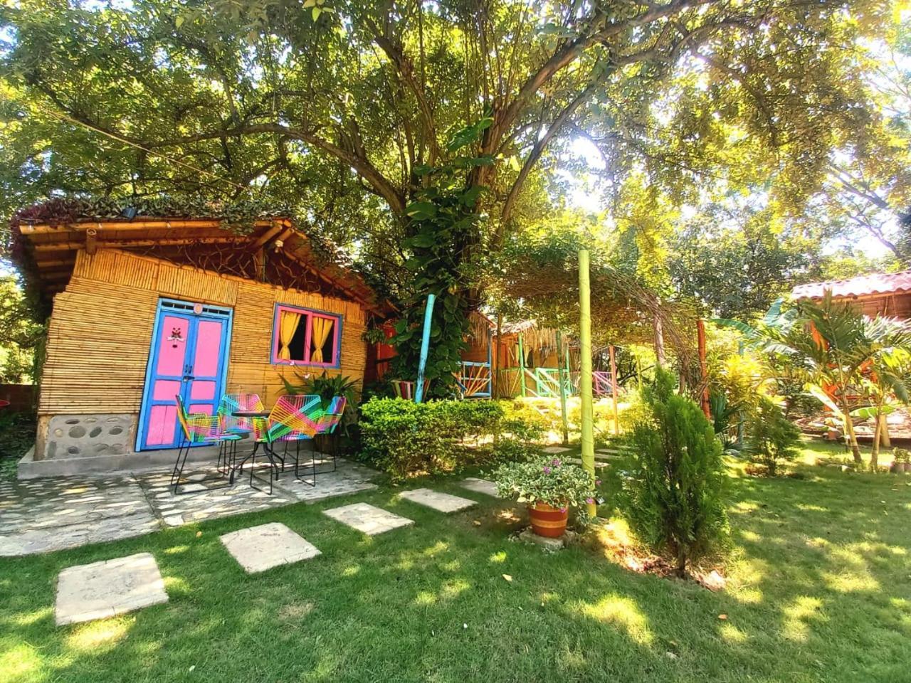 Avani Del Desierto Villavieja Bagian luar foto